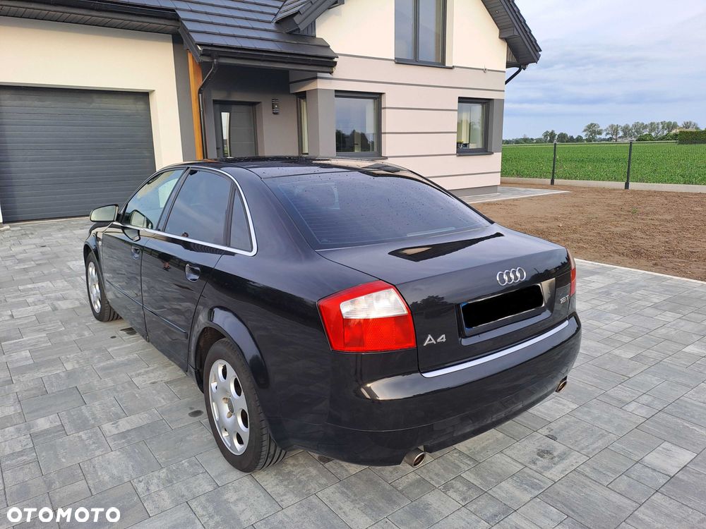 Audi A4 Limousine - 2