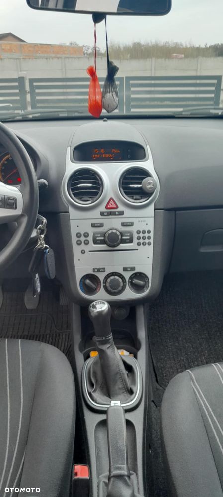 Opel Corsa - 8