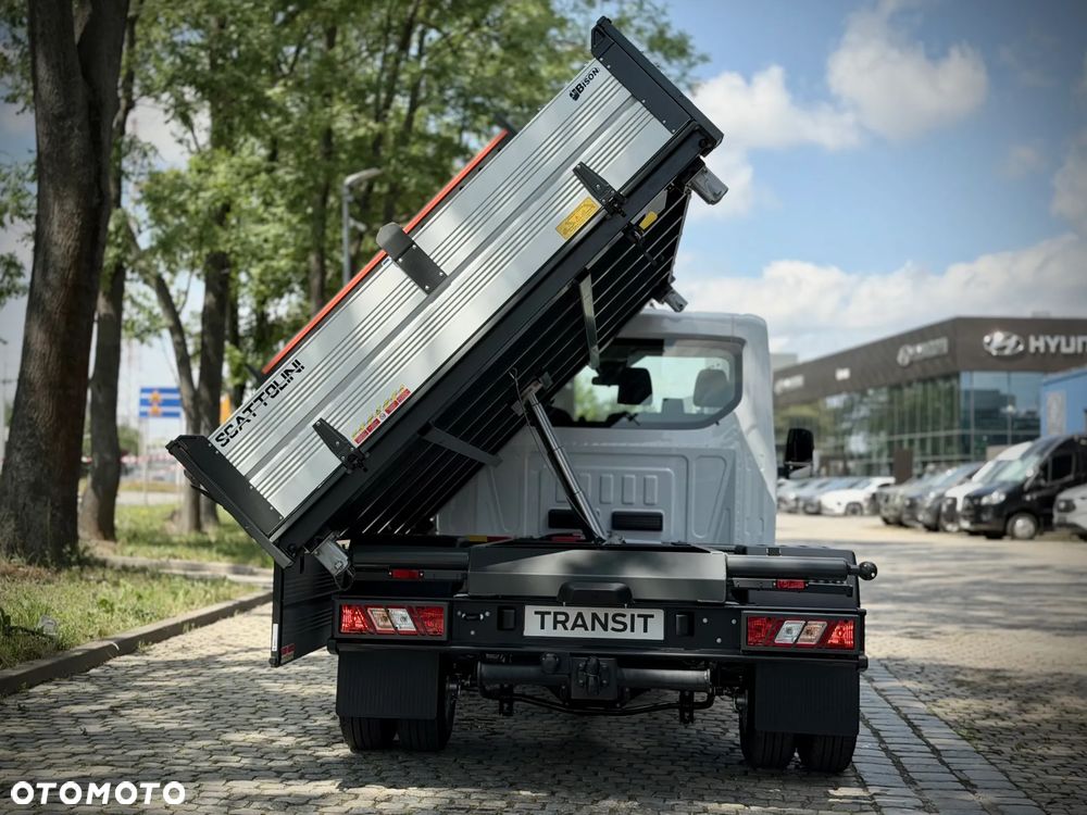 Ford Transit - 26