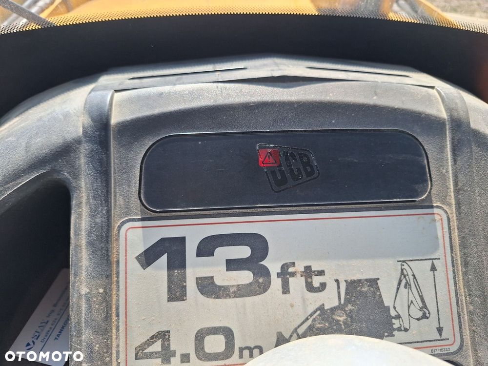 JCB 4Cx 4X4 - 26