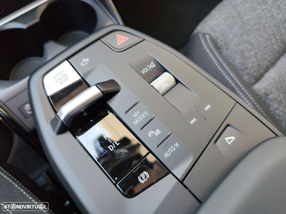 BMW 225xe Active Tourer e xDrive - 17