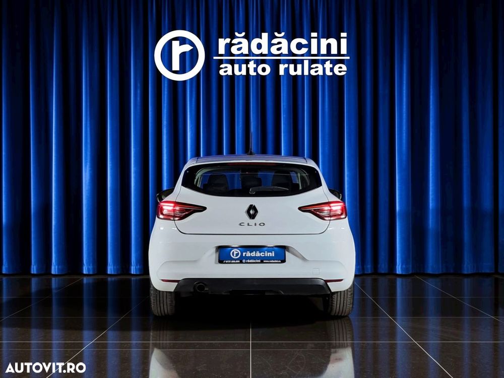 Renault Clio - 6