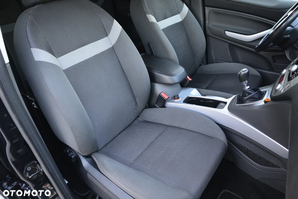 Ford Kuga 2.0 TDCi Titanium - 22