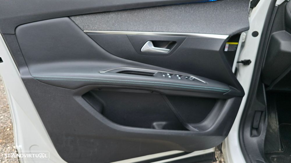 Peugeot 3008 1.5 BlueHDi Allure Pack EAT8 - 7