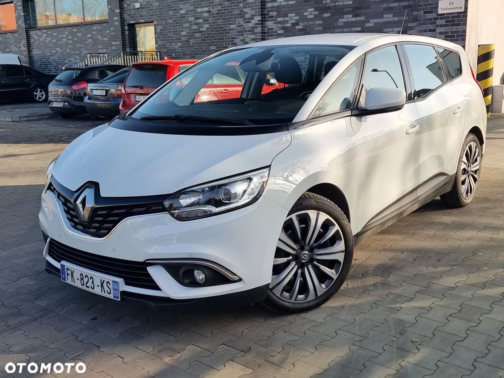 Renault Grand Scenic - 1