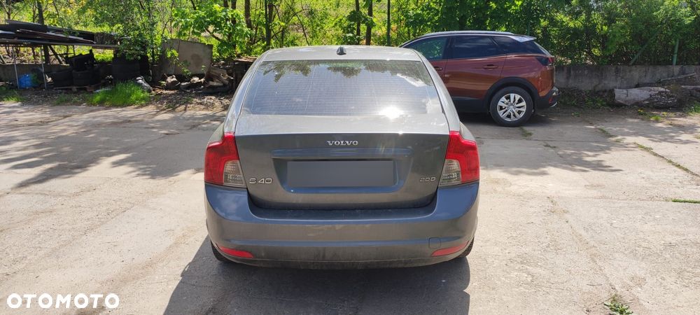 Volvo S40 2.0D Momentum - 3