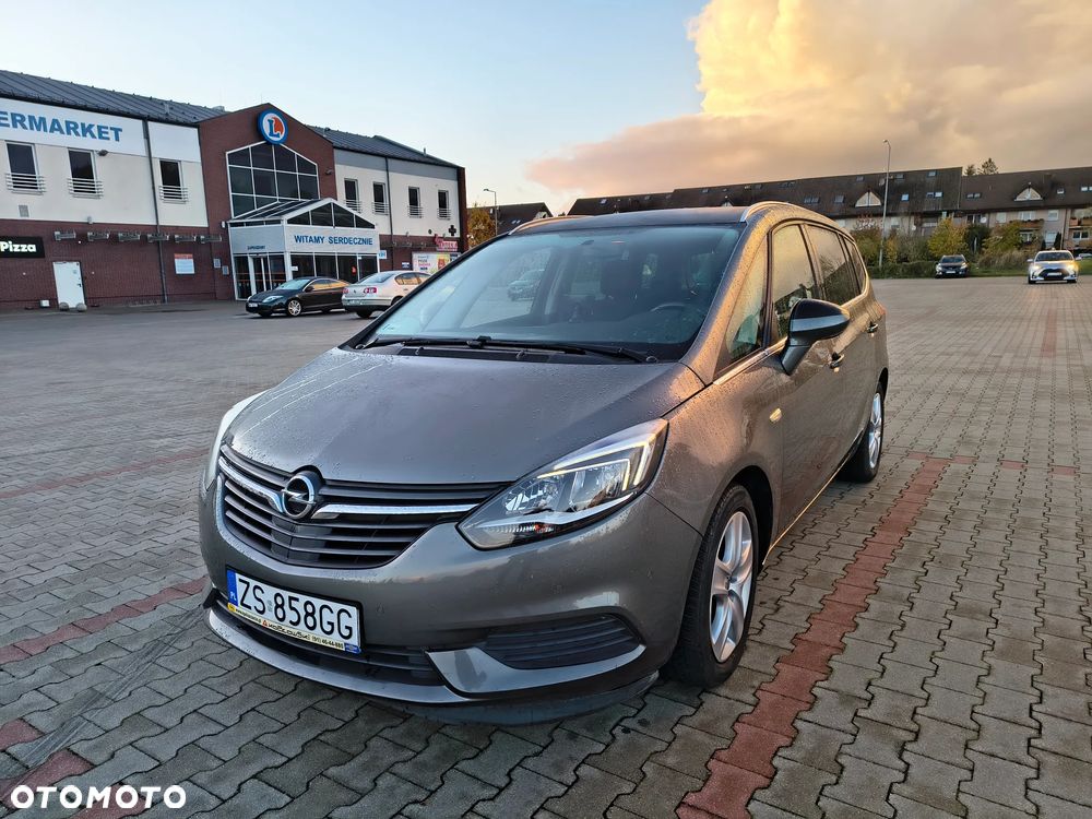 Opel Zafira 2016 photo 2