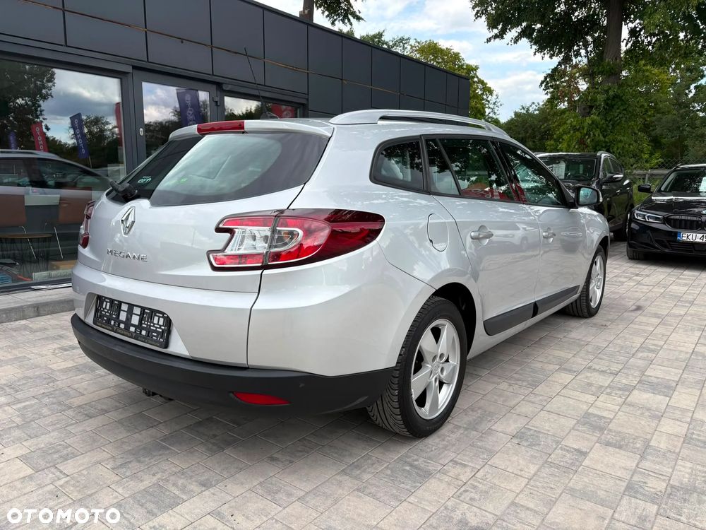 Renault Megane 1.6 16V 110 LIMITED - 5