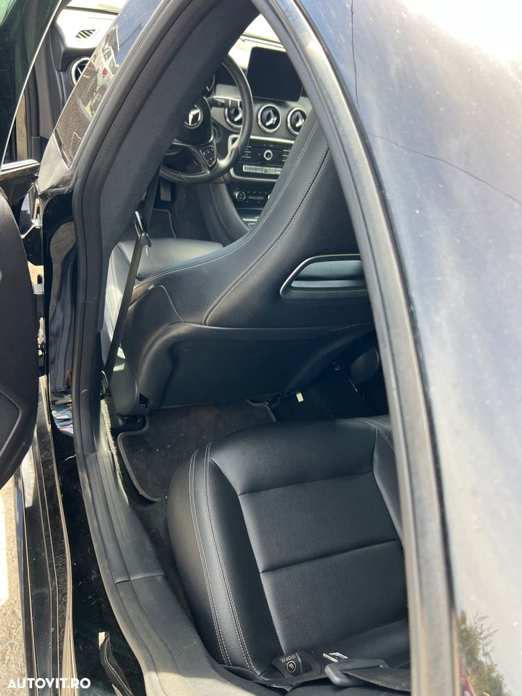 Mercedes-Benz CLA 250 7G-DCT Urban - 7