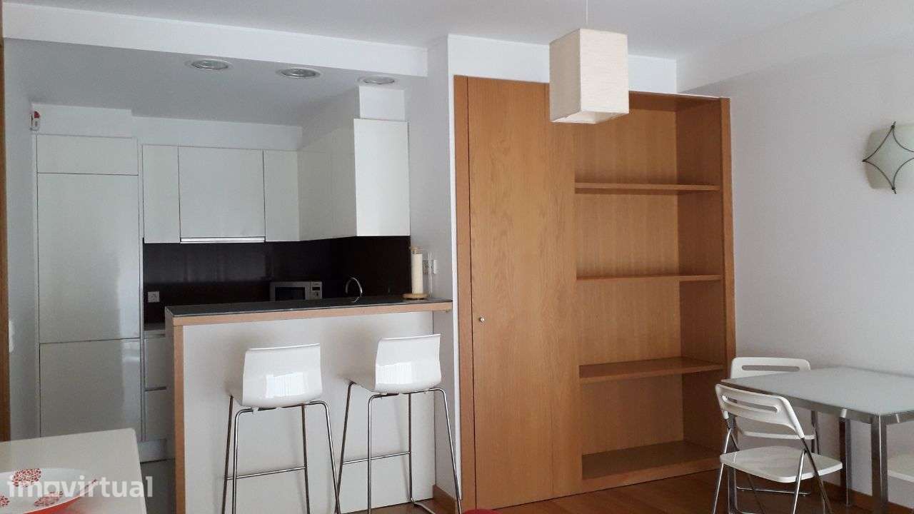 T1 S.João - Mobilado com lugar de garagem - Grande imagem: 5/22