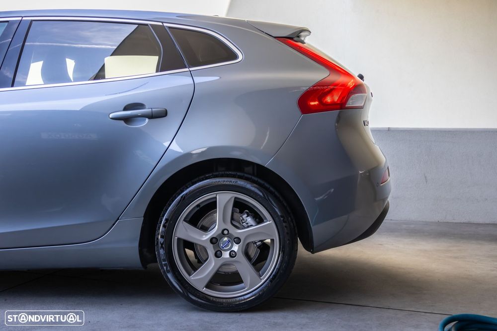 Volvo V40 1.6 D2 Momentum - 12