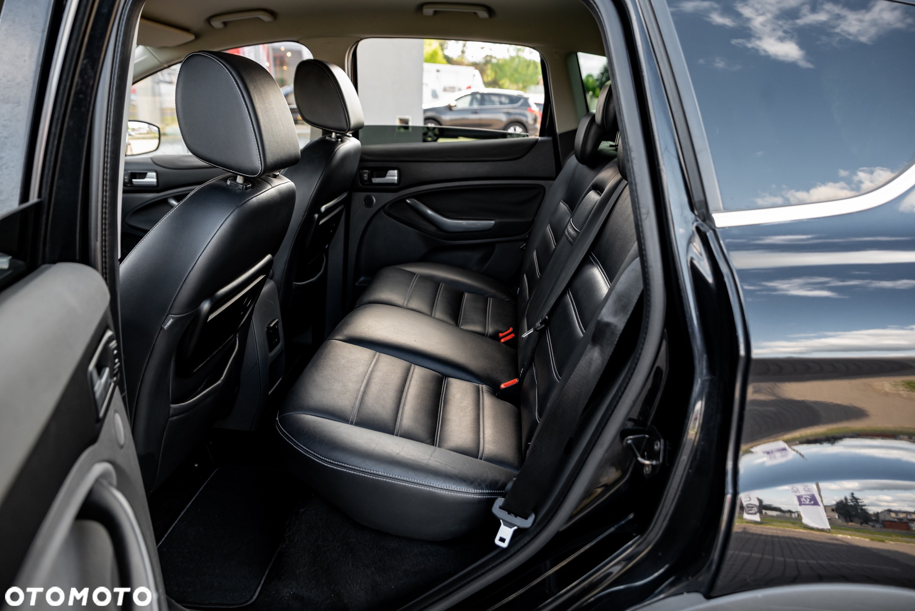 Ford Kuga 2.5 4x4 Titanium - 20