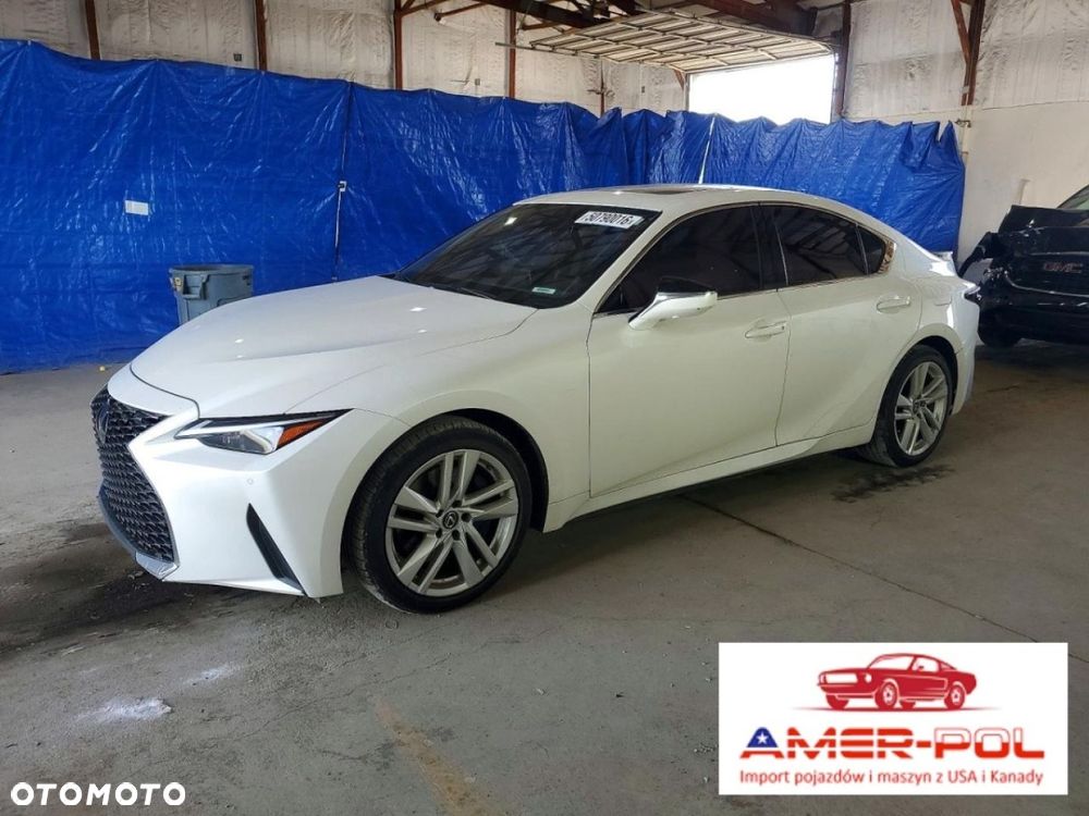 Lexus IS - 1