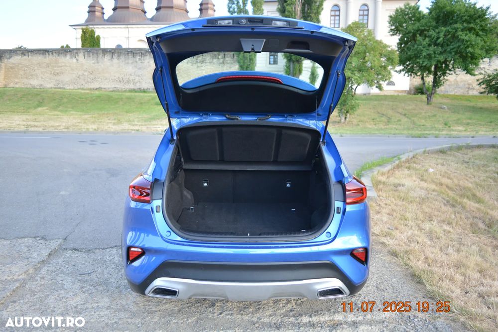 Kia XCeed - 7