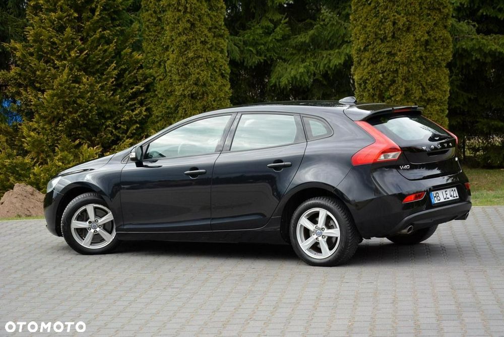 Volvo V40 D3 Geartronic Momentum - 5
