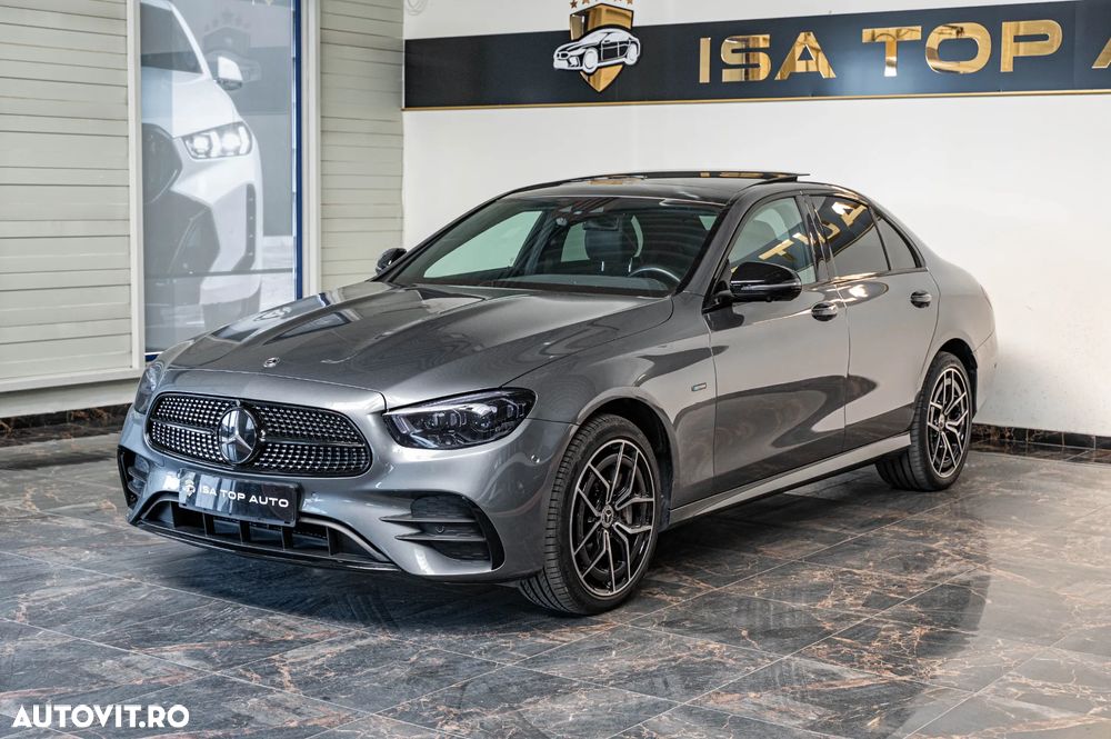 Mercedes-Benz E 300 de 4Matic 9G-TRONIC AMG Line - 9