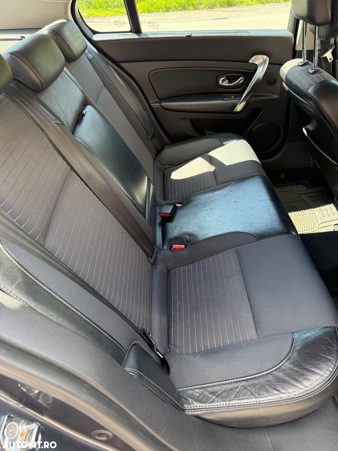 Renault Latitude - 7