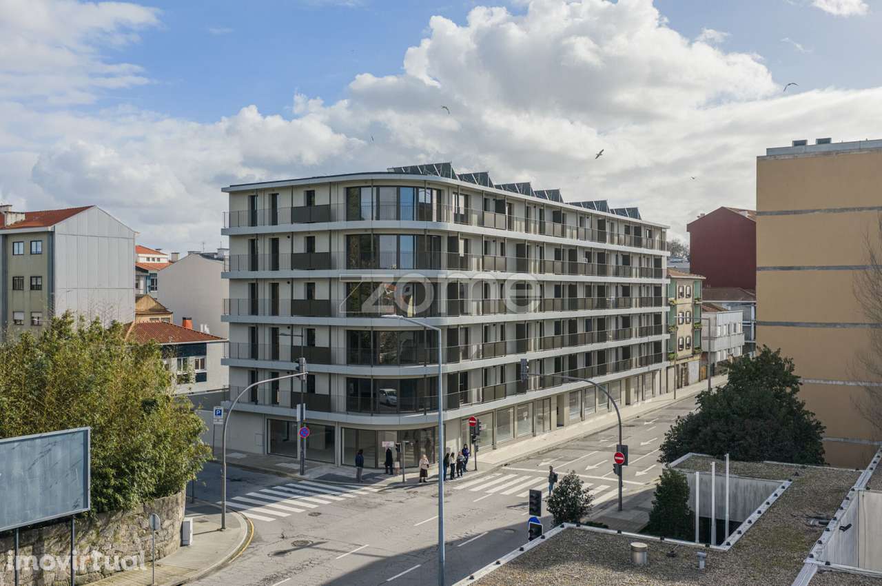 T2 Novo para Arrendamento na Rua de Faria Guimarães - Grande imagem: 2/21