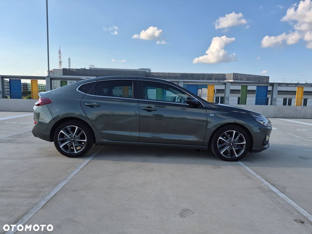 Hyundai i30 1.5 T-GDI 48V Premium DCT - 8