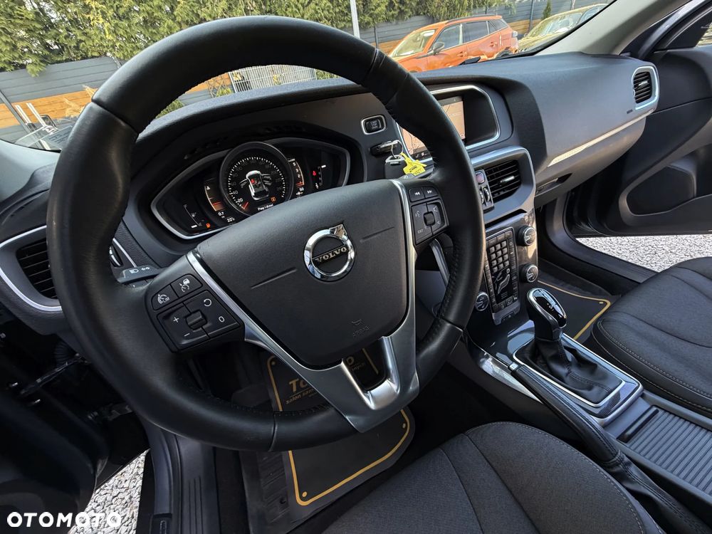Volvo V40 Cross Country D2 Geartronic Momentum - 23