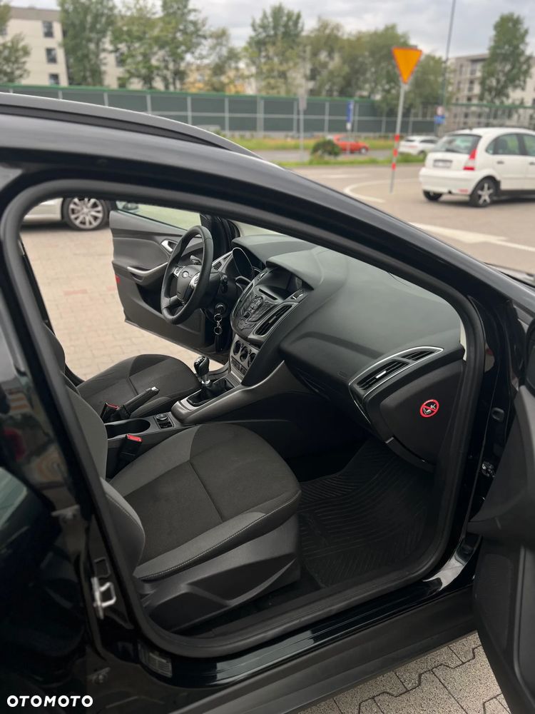 Ford Focus 1.6 TDCi DPF Start-Stopp-System SYNC Edition - 15