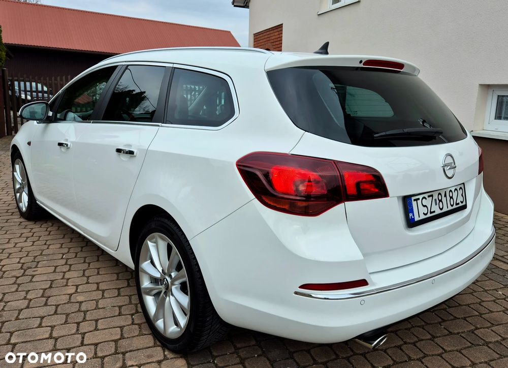 Opel Astra 2.0 CDTI DPF Innovation - 31