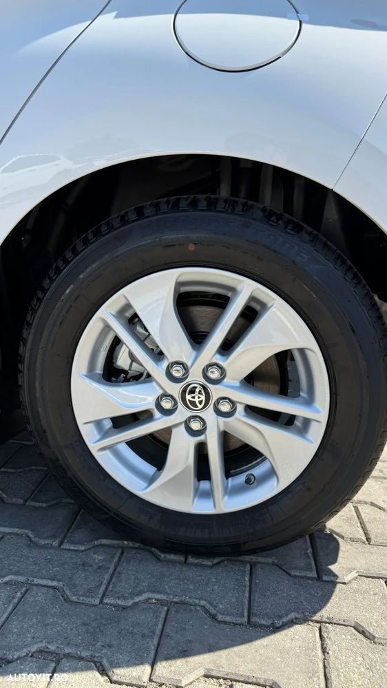 Toyota Yaris 1.5 VVT-i HSD Eco - 10