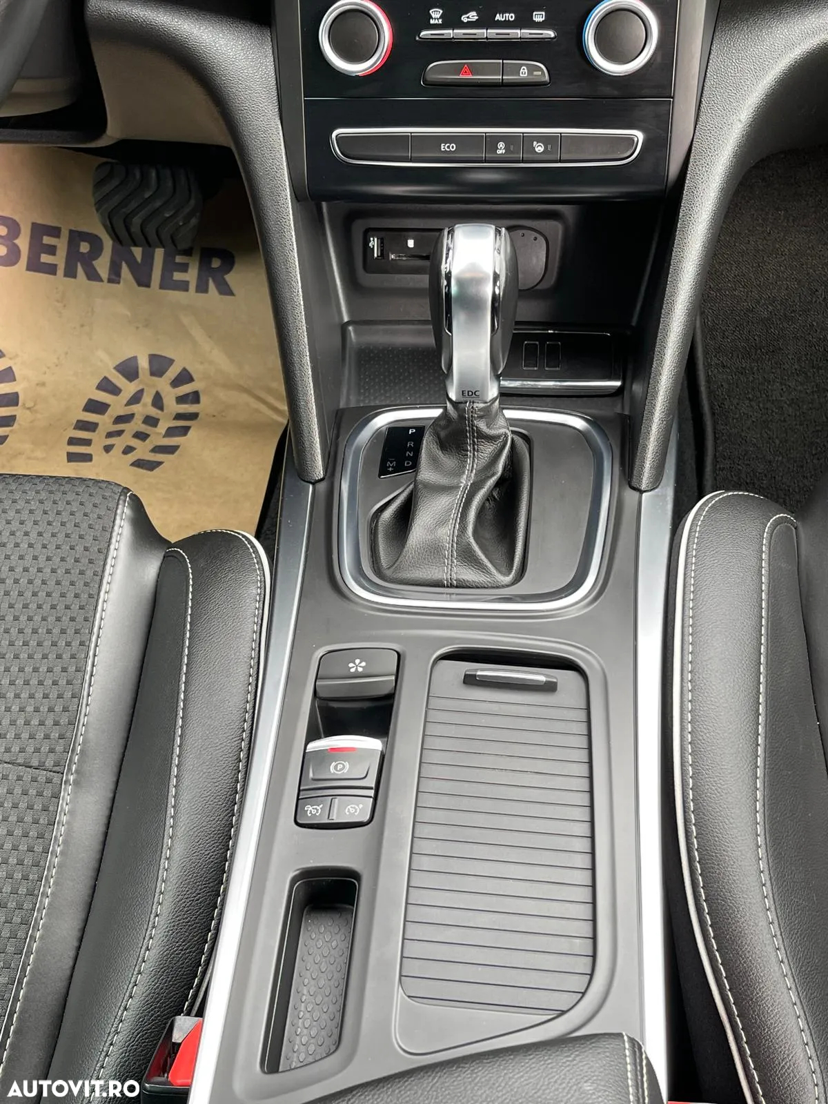 Renault Megane ENERGY dCi 110 EDC BOSE EDITION - 26