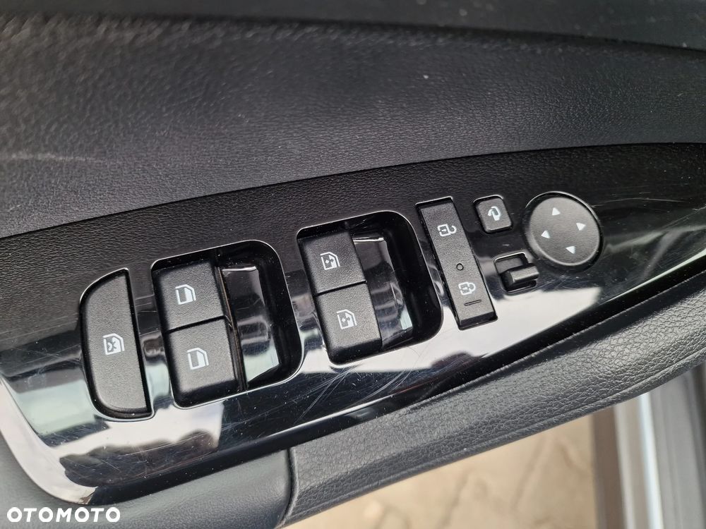 Kia Sportage 1.6T-GDI 2WD Spirit - 35