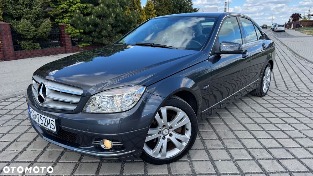 Mercedes-Benz Klasa C 180 CGI Automatik BlueEFFICIENCY Avantgarde - 3