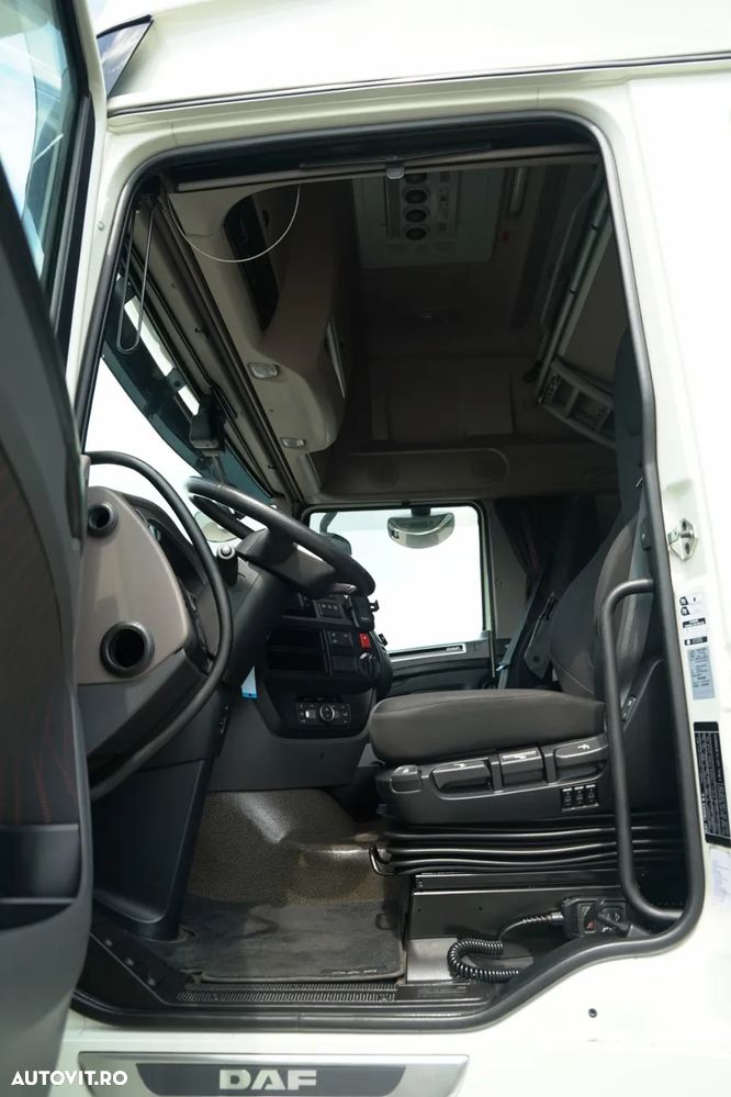 DAF XF 530 / RETARDER / I-PARK COOL / CABINĂ SUPER SPACE / - 23