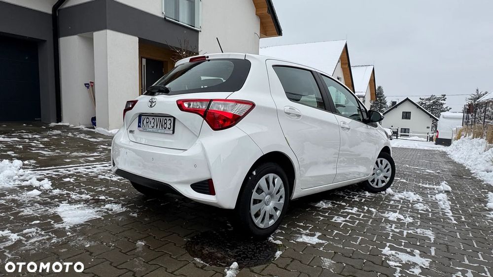 Toyota Yaris 1.5 Active - 12