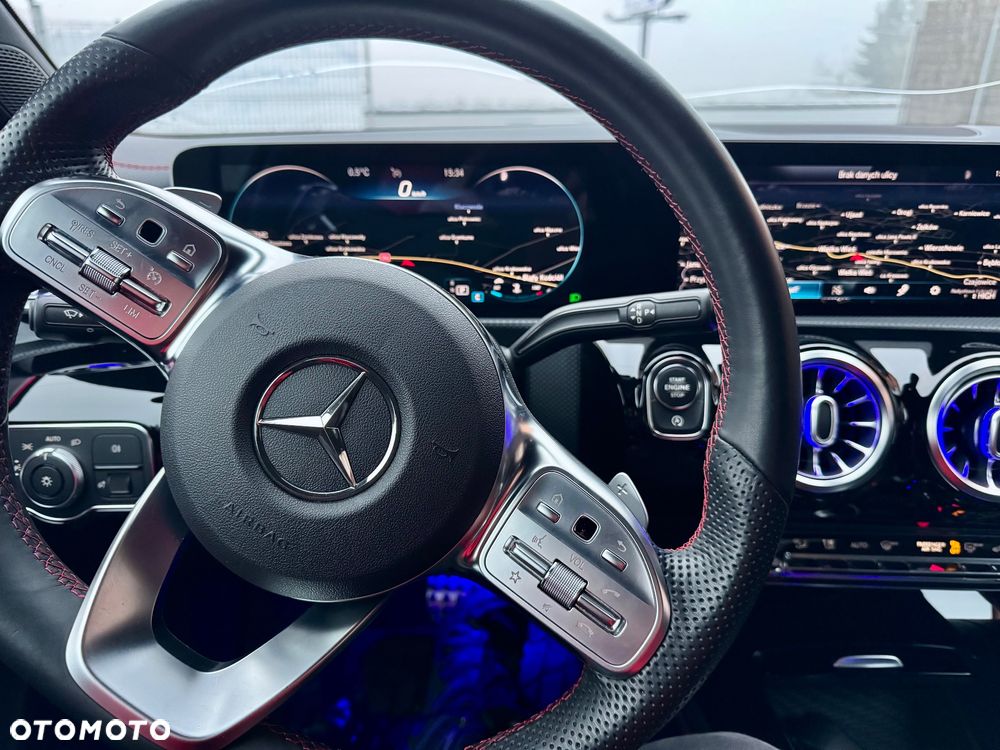 Mercedes-Benz CLA 200 AMG Line 7G-DCT - 16