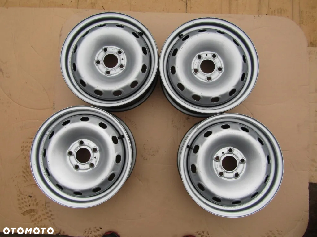 4x Felgi 16 Renault Trafic III Opel Vivaro II 6j 5x114,3 ET50 - 9