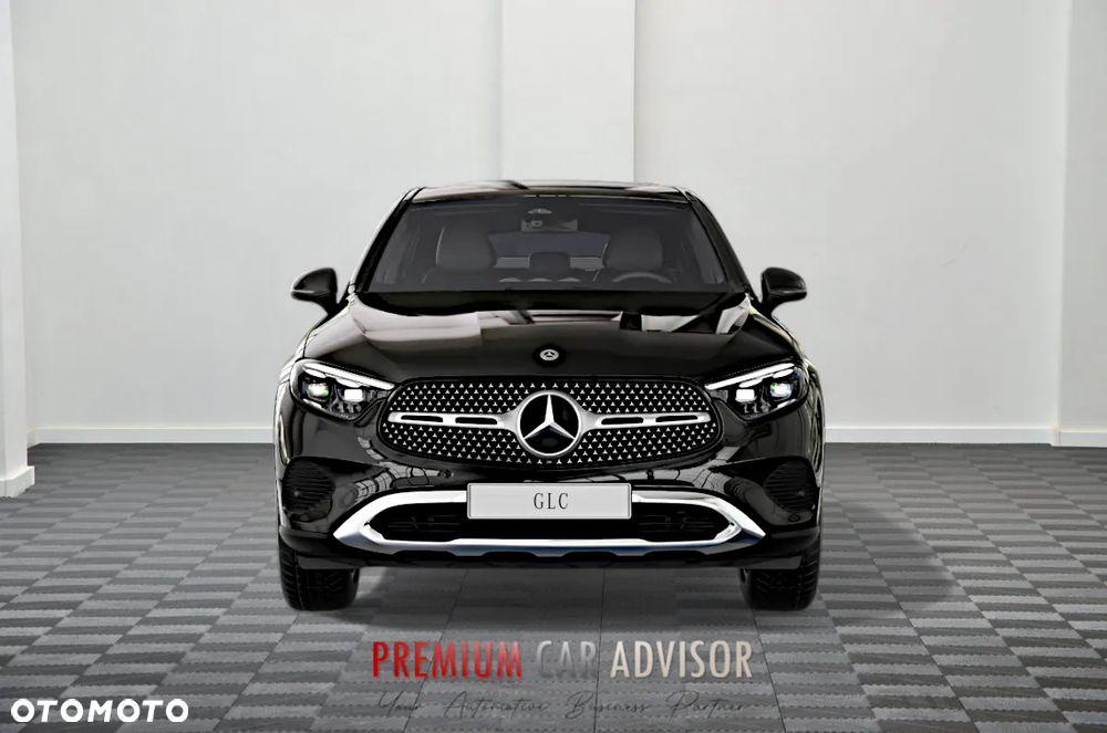 Mercedes-Benz GLC 200 4Matic 9G-TRONIC AMG Line - 9