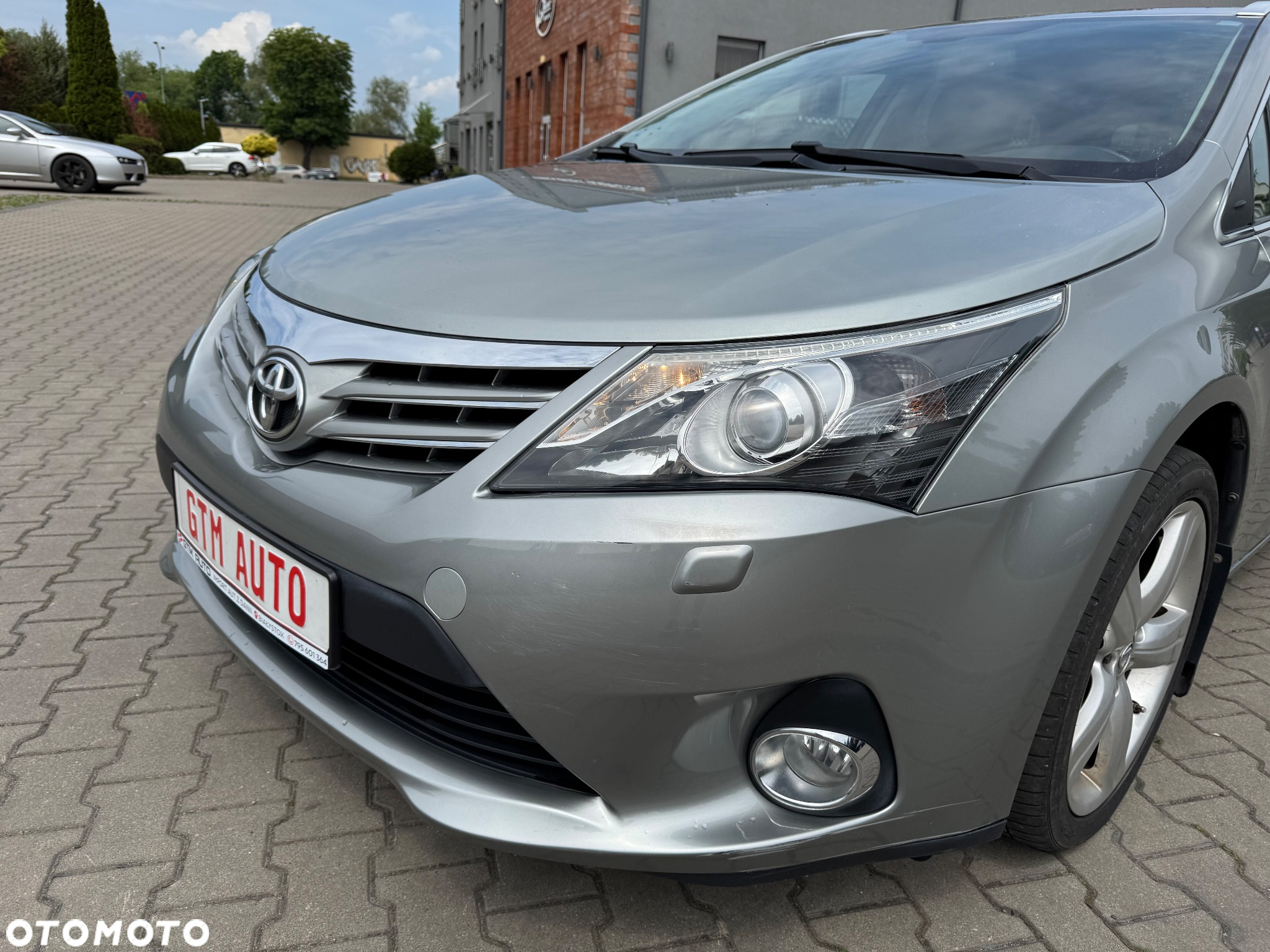 Toyota Avensis 1.8 Premium - 3