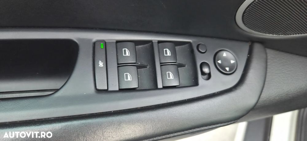 BMW X6 xDrive40d - 27