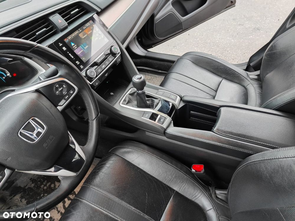 Honda Civic 1.5 T Executive - 14