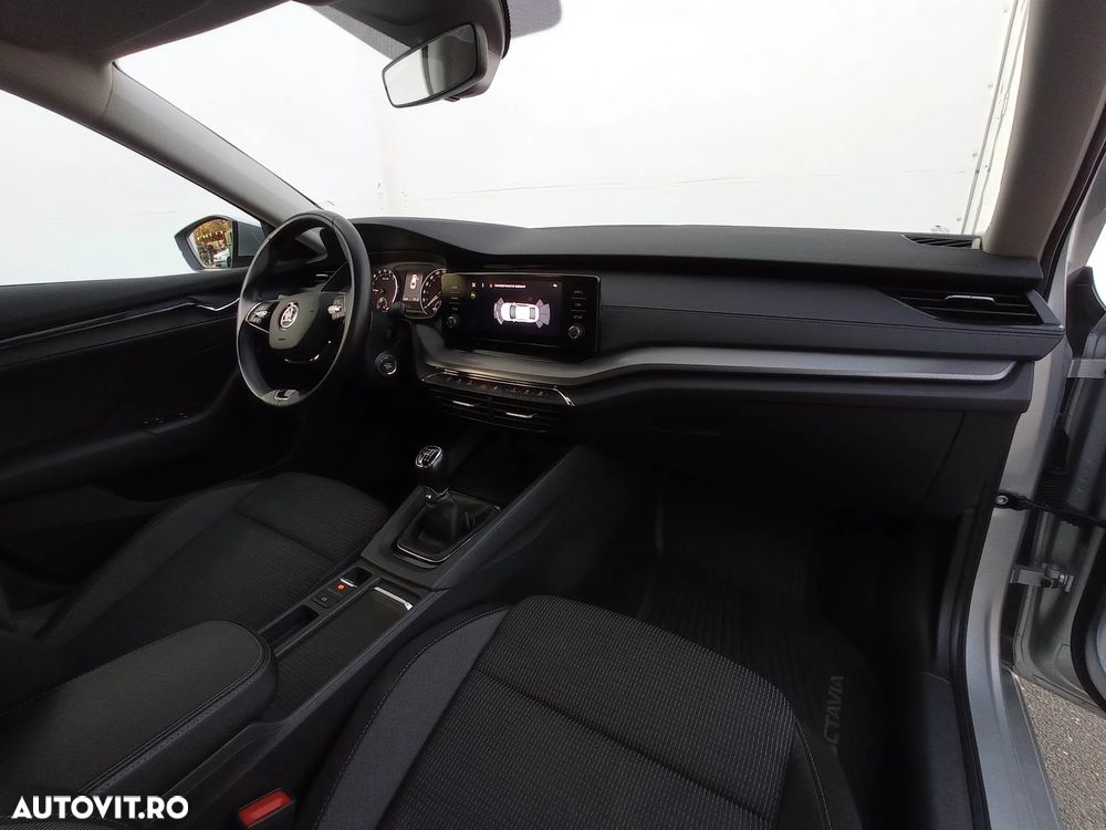 Skoda Octavia 2.0 TDI Ambition - 21