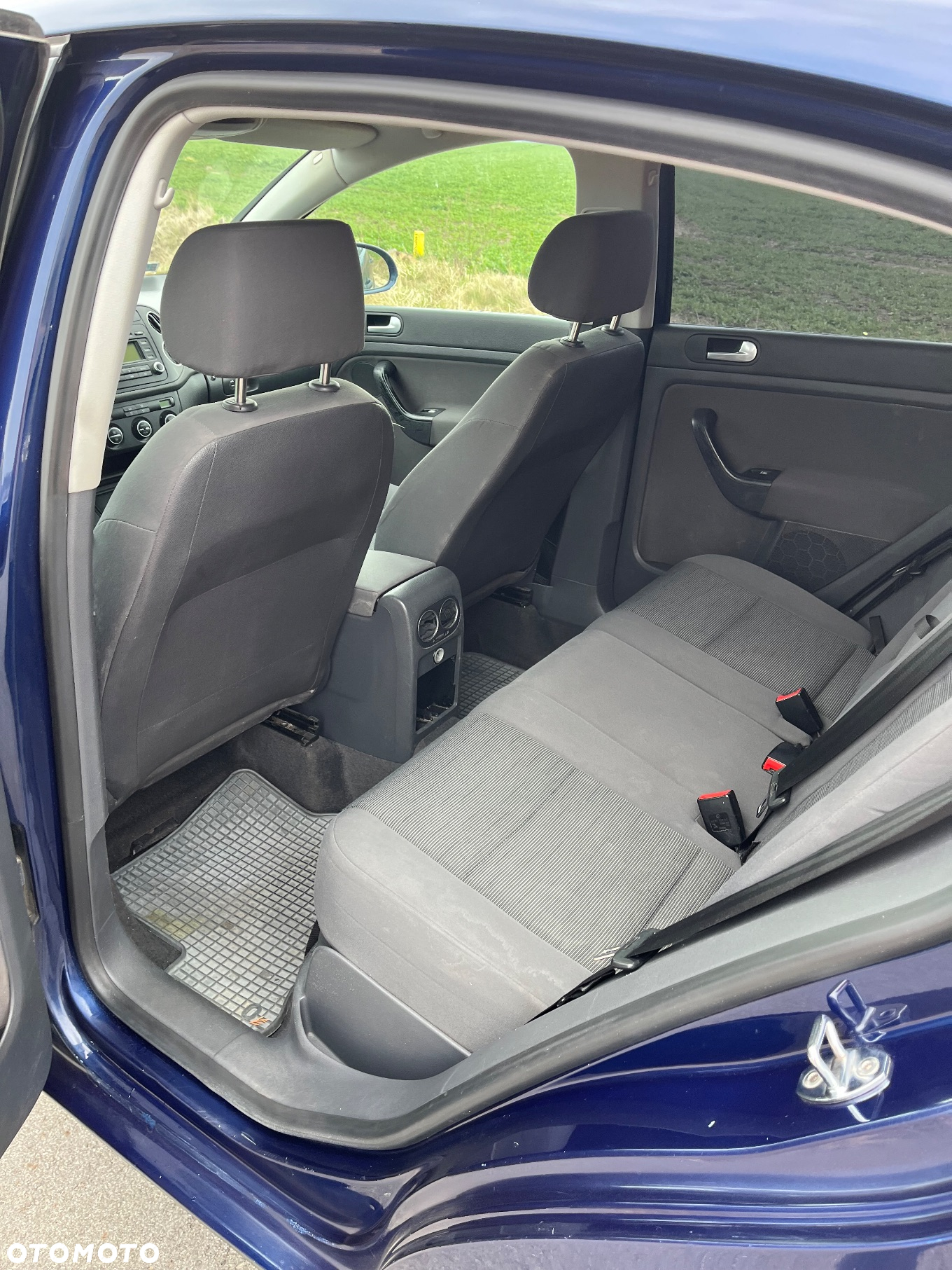 Volkswagen Golf - 11