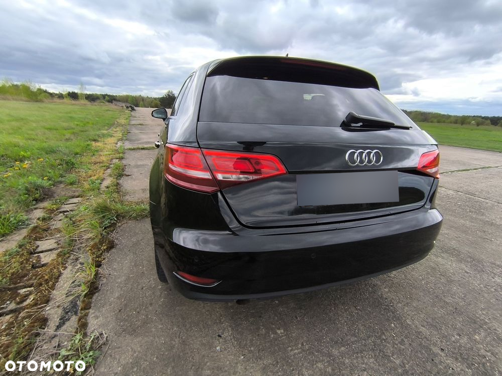 Audi A3 1.6 TDI S tronic - 13