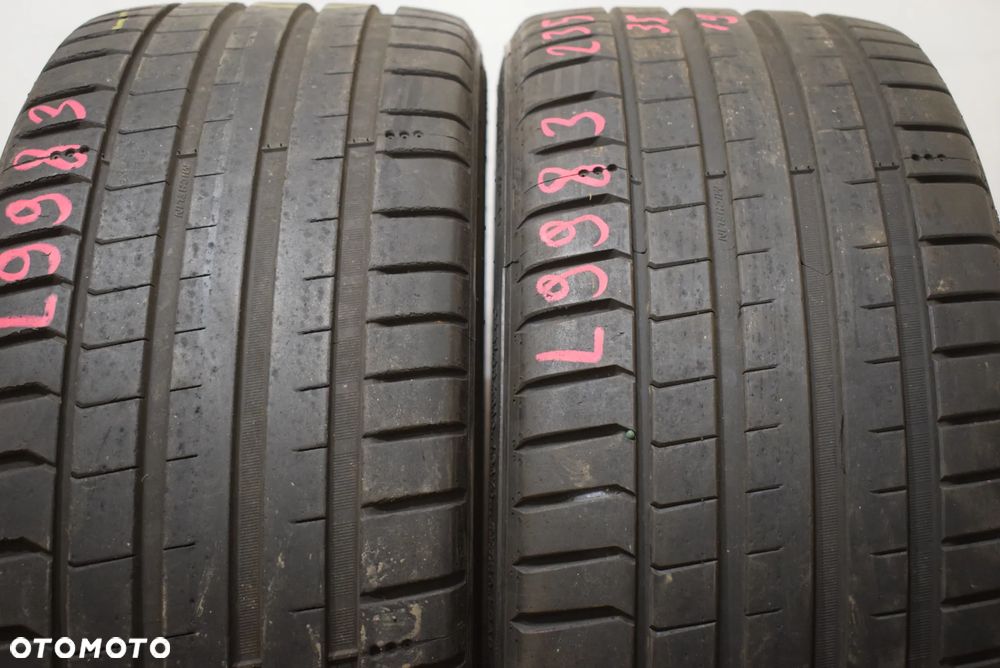 R19 235/35 Michelin Pilot Sport 5 - 1