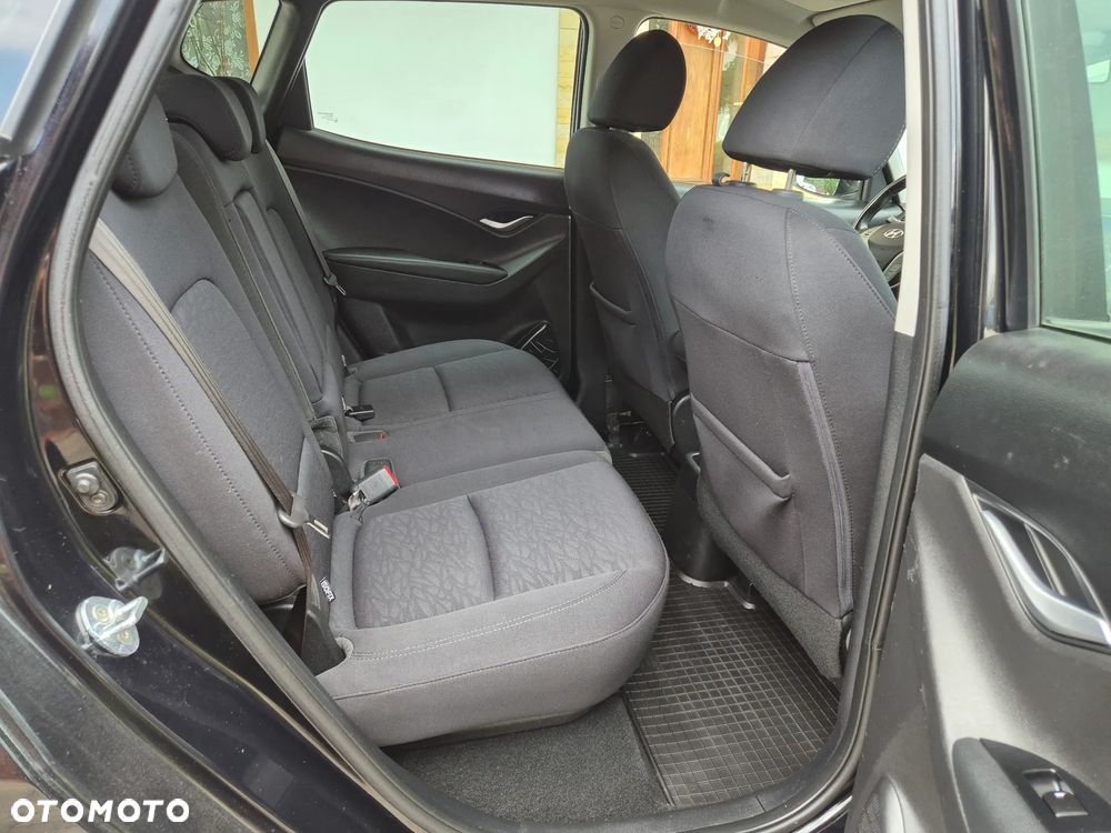 Hyundai ix20 1.6 blue YES Gold - 12