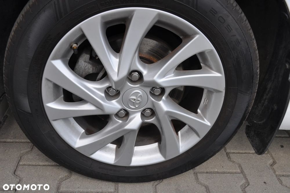 Toyota Auris - 19
