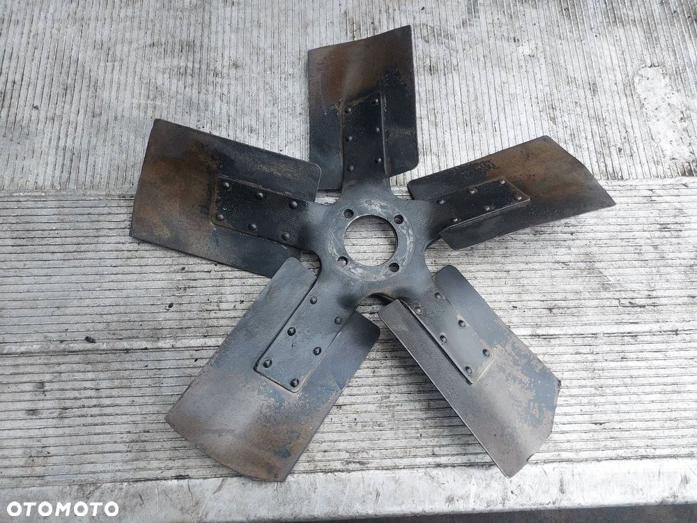 WIATRAK WISKOZY KAMAZ 5320 I - 2