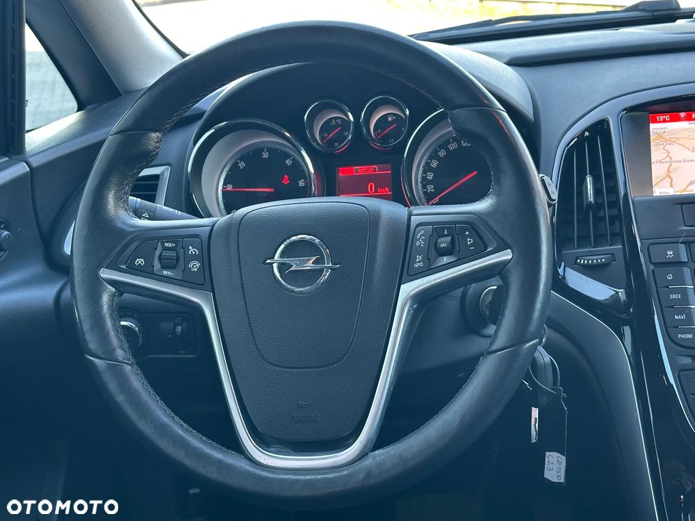 Opel Astra 2.0 CDTI DPF Automatik Exklusiv - 17