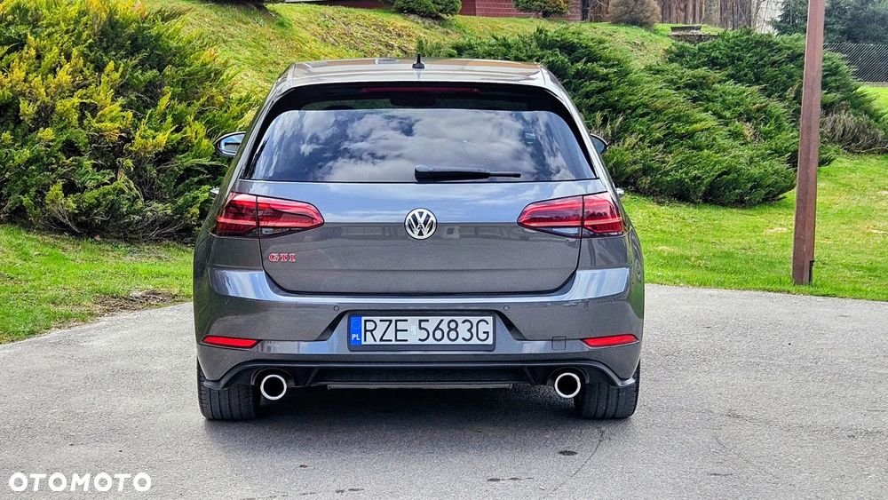 Volkswagen Golf GTI (BlueMotion Technology) DSG Performance - 9