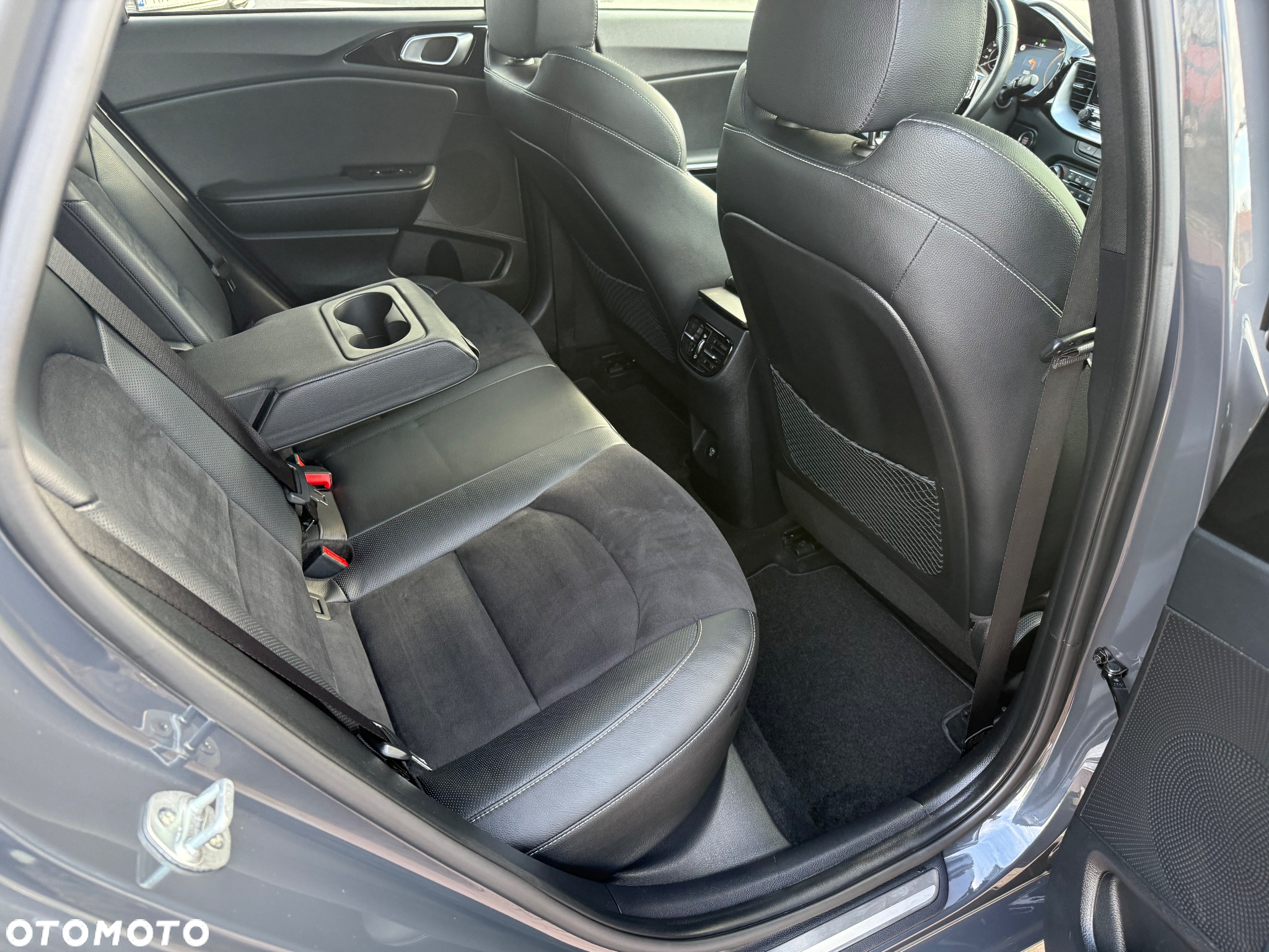 Kia Ceed SW 1.5 T-GDI OPF GT Line - 11