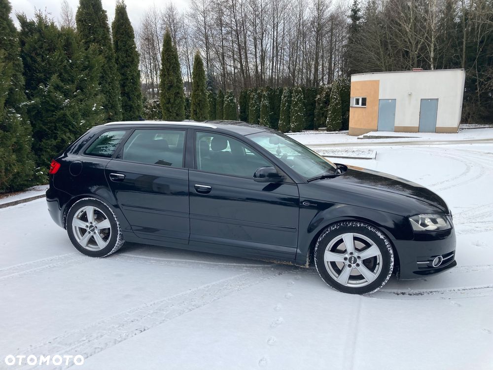 Audi A3 Sportback 2.0 TDI DPF Quattro Ambiente - 15
