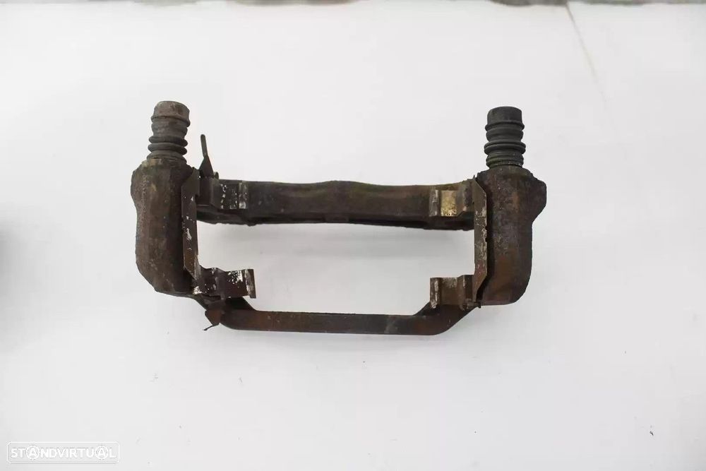 PINÇA TRAVÃO FRONTAL DIREITA NISSAN PATHFINDER III 2006 -D.D. - 1